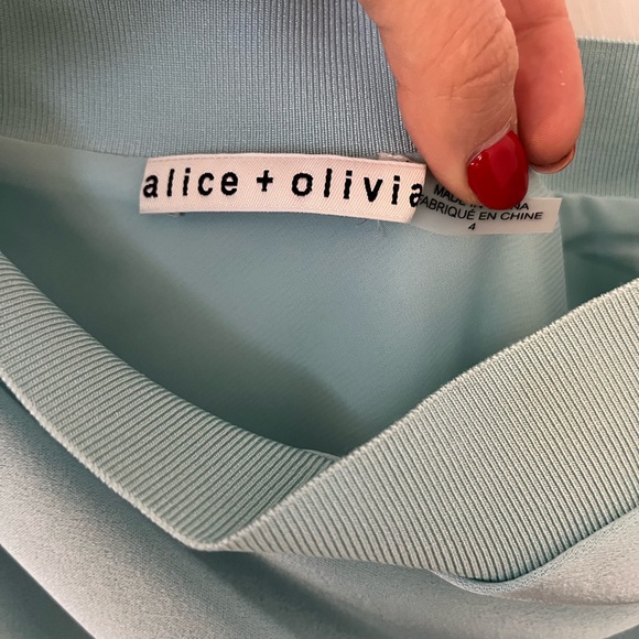 Alice + Olivia One Should Light Blue Dress Size 4 - Picture 2 of 6